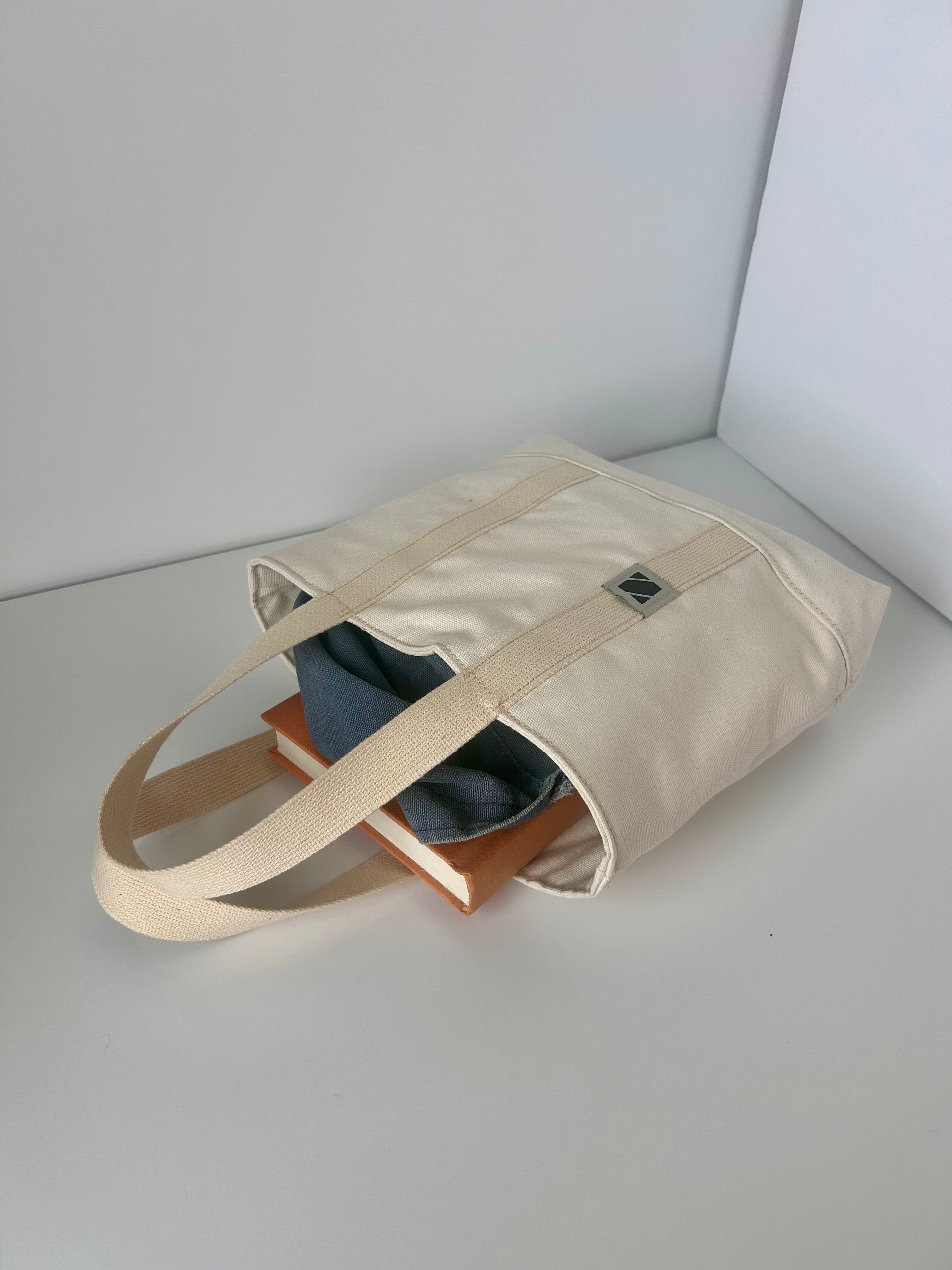 Tiny Tote